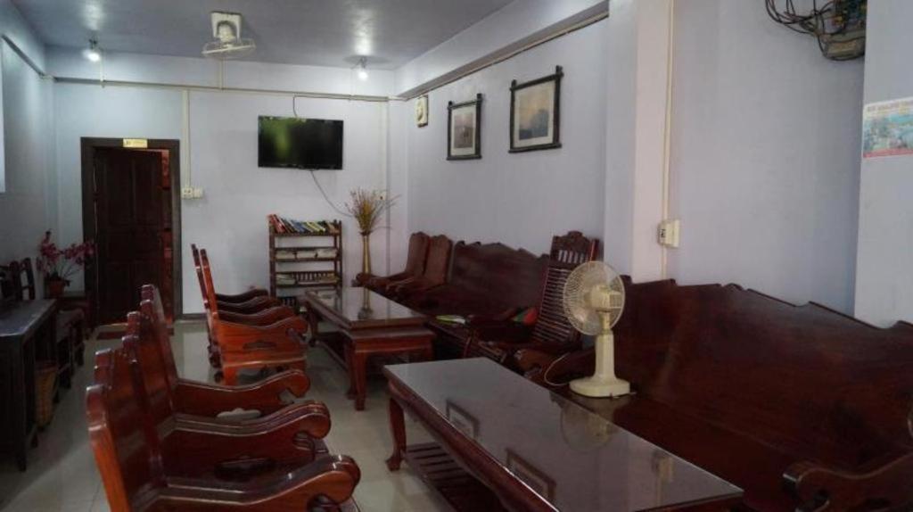 Phou Ang Kham 2 Hotel Vang Vieng Esterno foto
