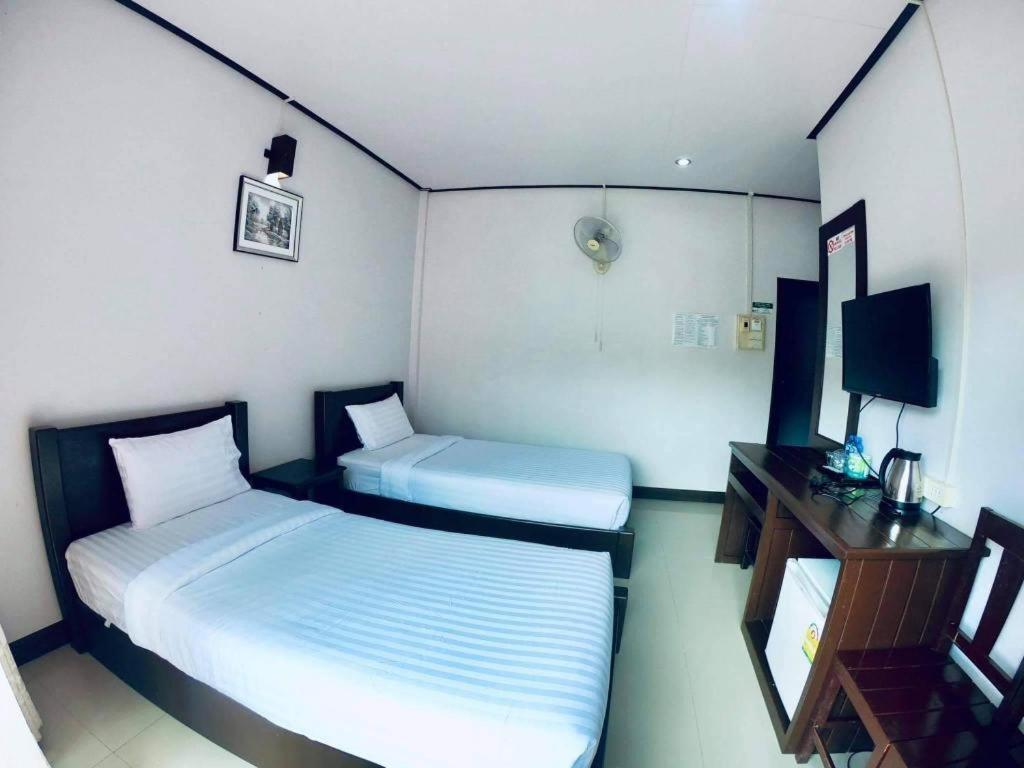 Phou Ang Kham 2 Hotel Vang Vieng Esterno foto