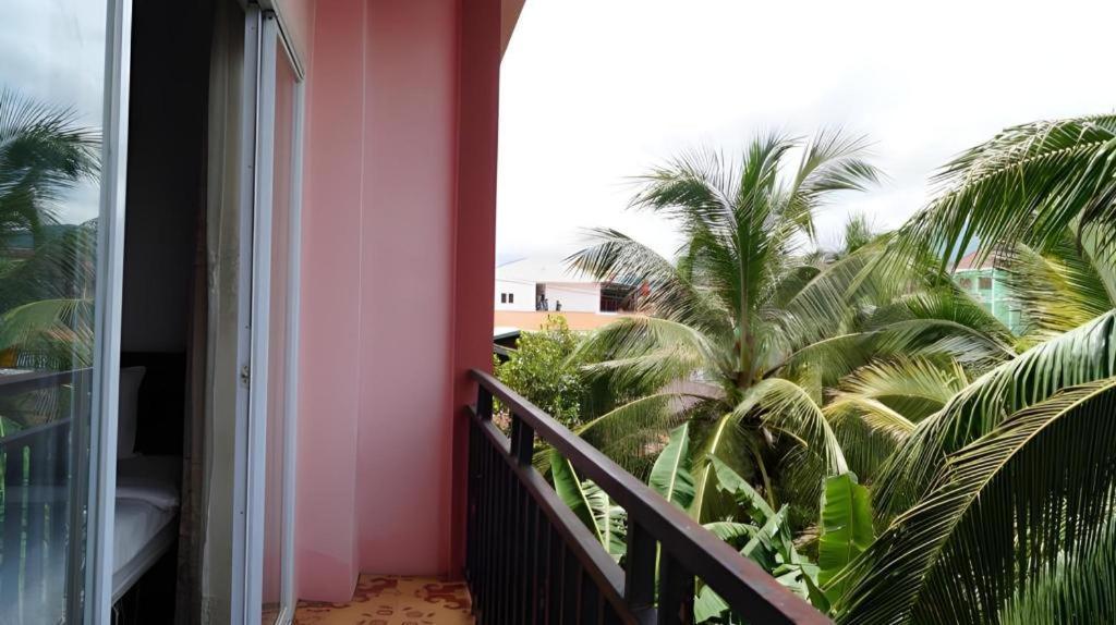 Phou Ang Kham 2 Hotel Vang Vieng Esterno foto
